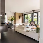 Villa Summer