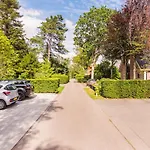 Summer Villa *